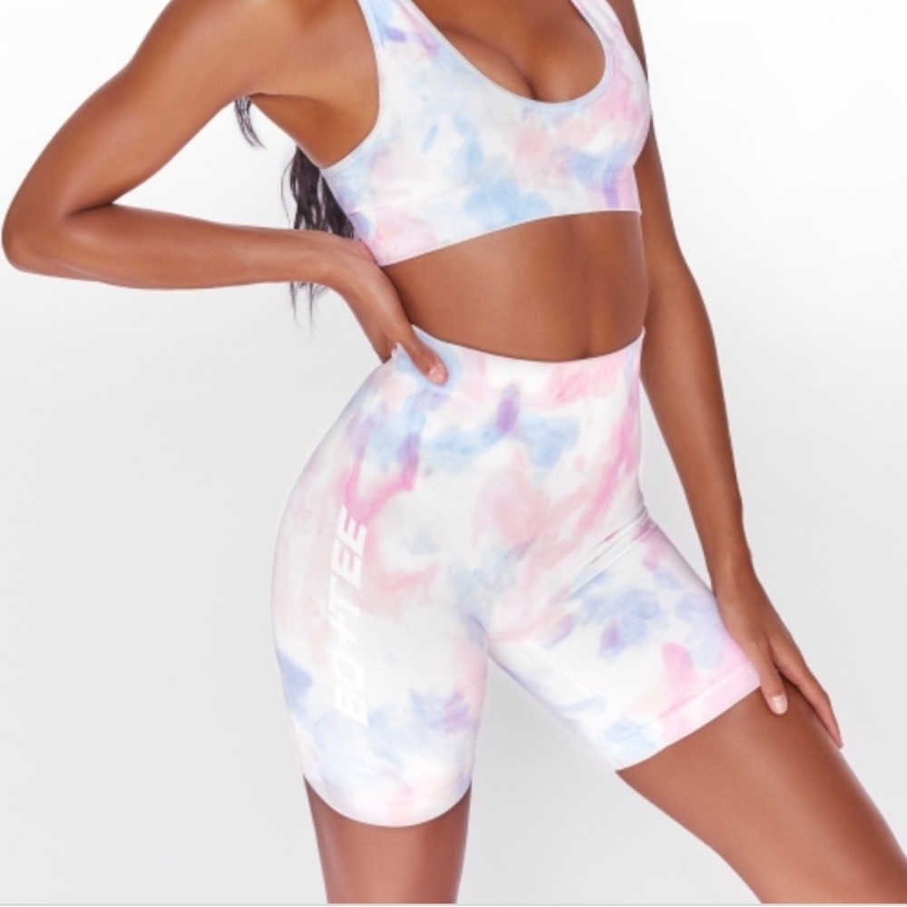 Bo+Tee Unleashed Seamless Shorts